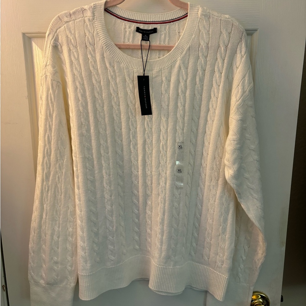 Tommy Hilfiger sweater
